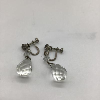 Vintage clear clip on earrings