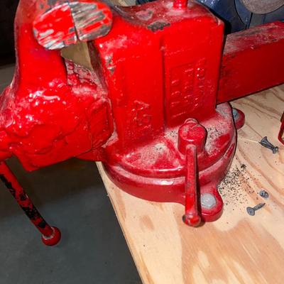 Red vise and more