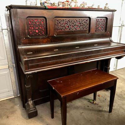 Lot 5: Beautiful Wm Knabe Piano