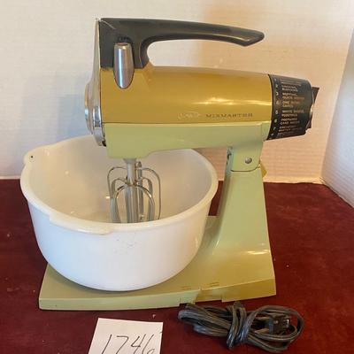Vintage Mixmaster Mixer