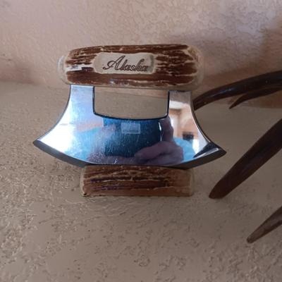 TRIPLE CANDLE ANTLER HOLDER, ULU KNIFE AND REPLICA AMMO CRATE