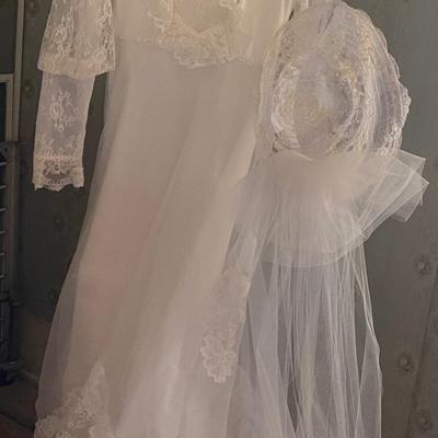 Wedding Dress w/Hat