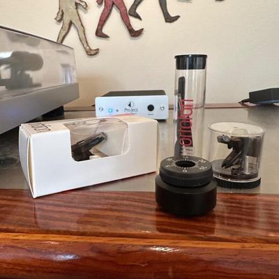 PRO-JECT Turntable with Extras