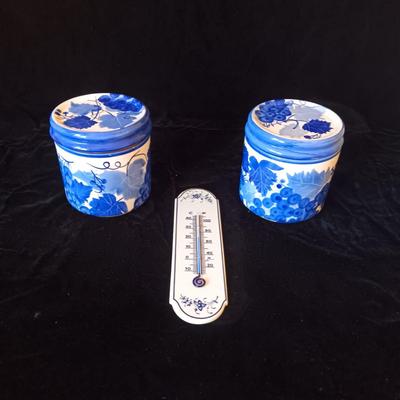 VILLEROY & BOCH THERMOMETER AND 2 CANISTERS