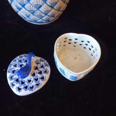 PINEAPPLE COOKIE JAR, TRINKET BOX AND CLOTH HEART WALL HANGING