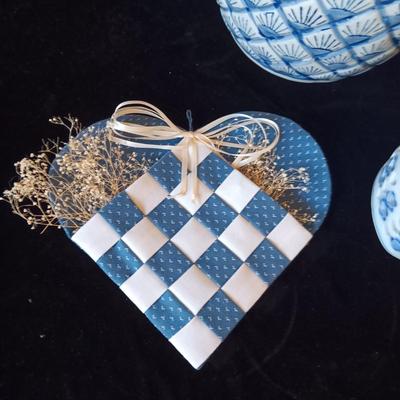 PINEAPPLE COOKIE JAR, TRINKET BOX AND CLOTH HEART WALL HANGING
