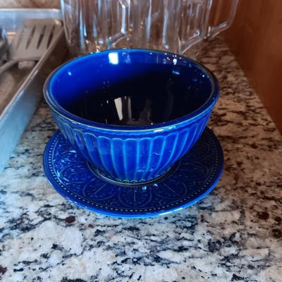 TOASTER, PYREX BOWL, BBQ UTENSILS, GLASS COFFEE MUGS AND MORE