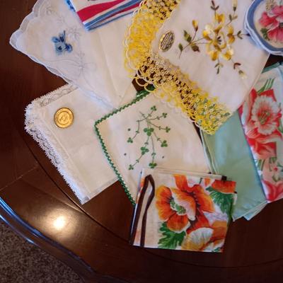 PRETTY HANKIES (2)