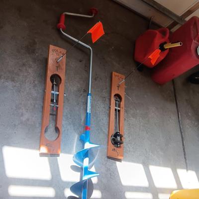 ICE FISHING HAND AUGER AND 2 POLAR II FISHING POLES