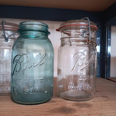 COLLECTION OF VINTAGE CANNING JARS