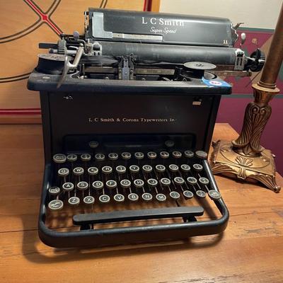 L.C.Smith & Corona Vintage Typewriter