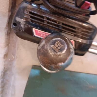 METAL TOOL BOX W/SHELF PLUS VARIOUS HAND AND POWER TOOLS