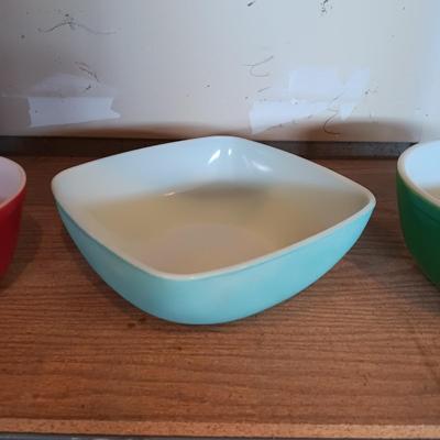 3 PYREX BOWLS