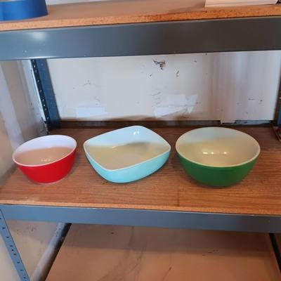 3 PYREX BOWLS