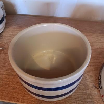 2 CLAY AND 1 GLASS BOWLS