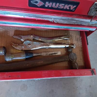 HUSKY 3 DRAWER W/LIFT TOP TOOL CHEST PLUS HAND TOOLS