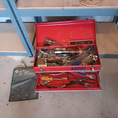 HUSKY 3 DRAWER W/LIFT TOP TOOL CHEST PLUS HAND TOOLS