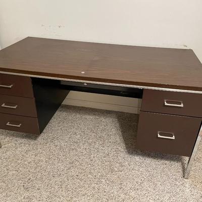 MCM Desk