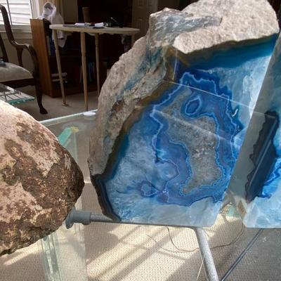 Lot of Display Geodes