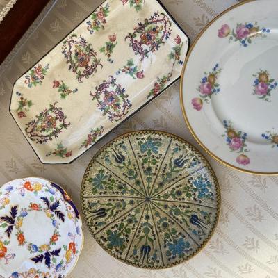 Lot of Assorted Vintage Dishes and Trays