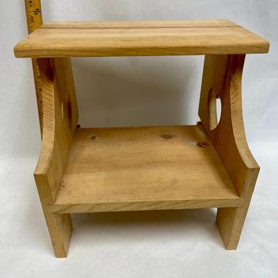 Pine Wood Step Stool Craft Project - decorate it your way