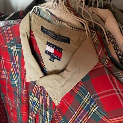 Lot of Men's Dressware and Sweater Vests, Sized XL.