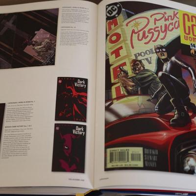 75 Years of DC Comics - The Art of Modern Mythmaking with Original Box
