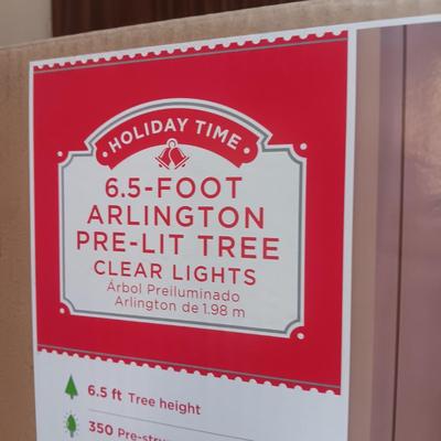 6.5 FOOT ARLINGTON PRE-LIT TREE