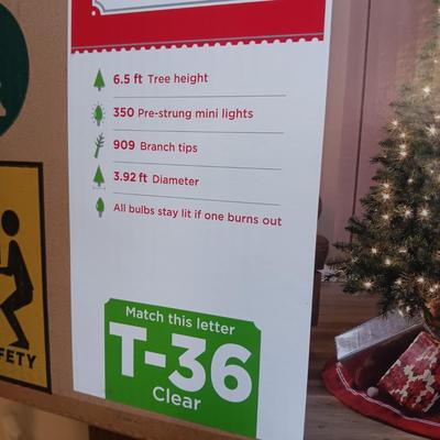 6.5 FOOT ARLINGTON PRE-LIT TREE