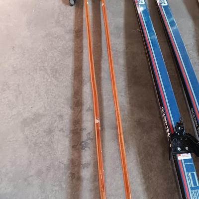 GOLDEN TEAM TOURING FIBERGLAS 210 X-COUNTRY SKIS AND BAMBOO POLES