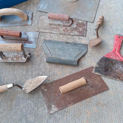 CONCRETE & DRYWALL MUD TOOLS