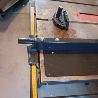 CRAFTSMAN 10" FLEX DRIVE TABLE SAW ON STAND WITH MANY EXTRAS