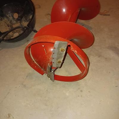 ESKIMO GAS POWER DRILL/ICE AUGER