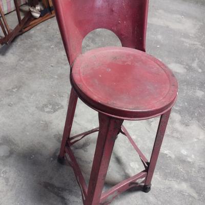 Metal Industrial Design Sitting Stool