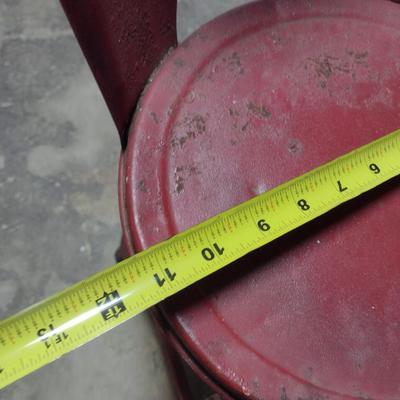 Metal Industrial Design Sitting Stool