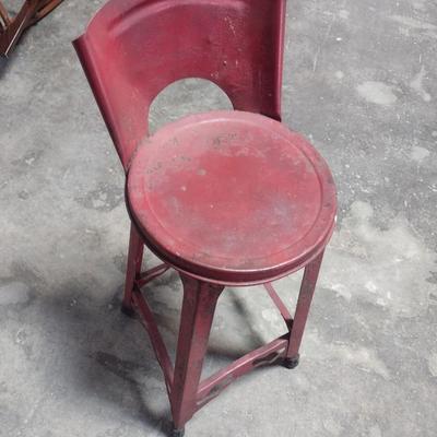 Metal Industrial Design Sitting Stool