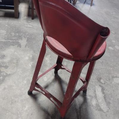 Metal Industrial Design Sitting Stool