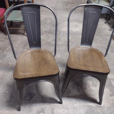 Pair of Industrial Design Sitting Chairs with Wood Finish Seats
