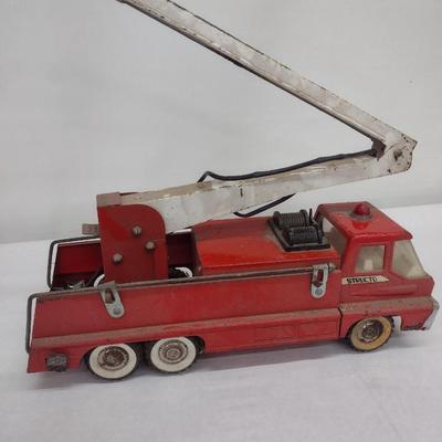 Vintage Structo Fire Hose Truck
