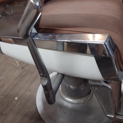 Vintage Belmont Hydraulic Barber Chair