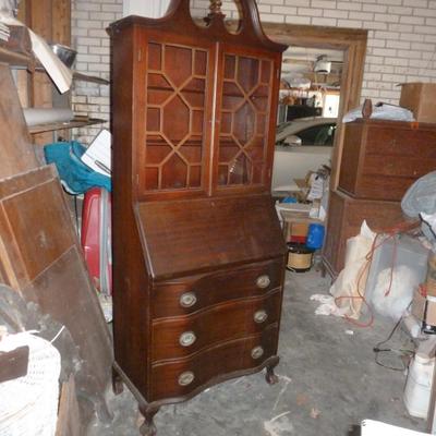 Secretary Desk with Hutch