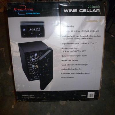 Koolatron 20 Bottle Wine Refrigerator- New in Box