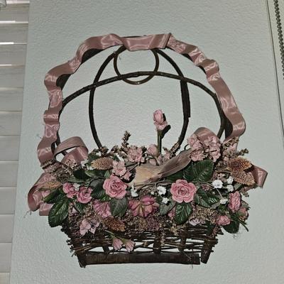 BASKET WALL DECOR