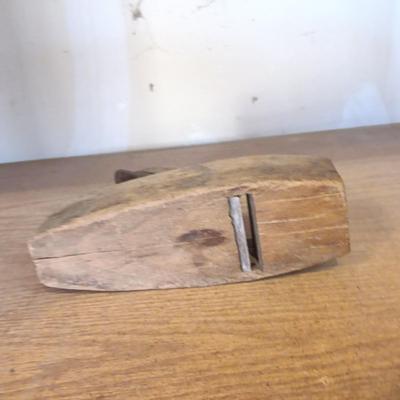 VINTAGE WOOD PLANE, NO MAKER MARK