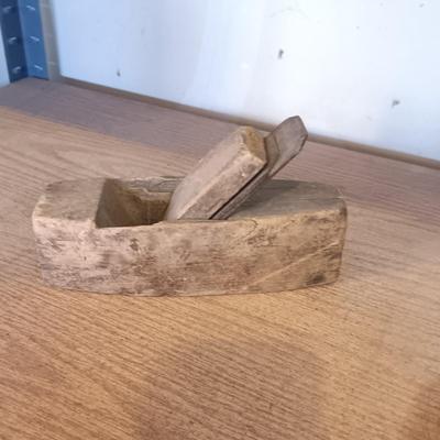 VINTAGE WOOD PLANE, NO MAKER MARK