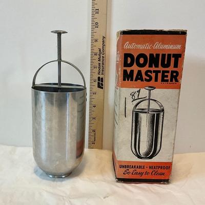 Vintage Donut Master donut maker