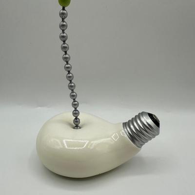 Sean O’Meallie - Brite Idea: Light Where You Need It, 2019