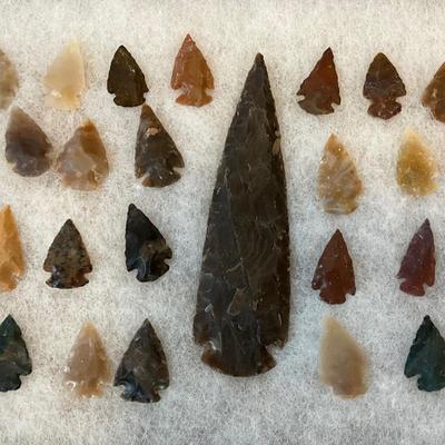 Native American Dovetail Notched Arrowheads
