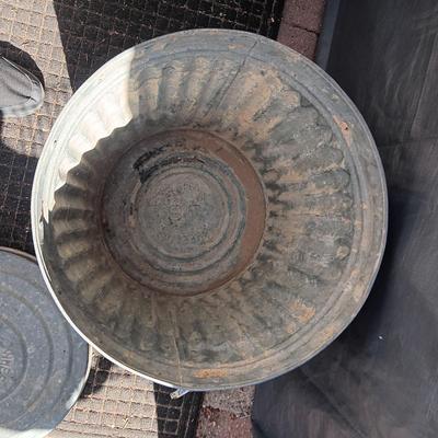 GALVANIZED WHEELING 10 GALLON ASH/TRASH CAN FROM 1948