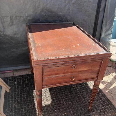 LEATHER TOP END TABLE WITH DRAWER